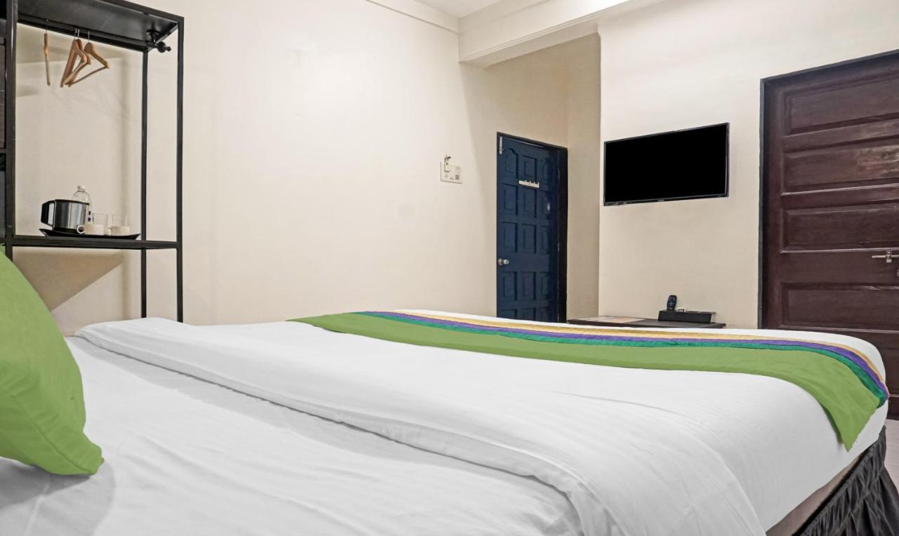 Mazzo Residency Bed & Breakfast Nagaon  Luaran gambar