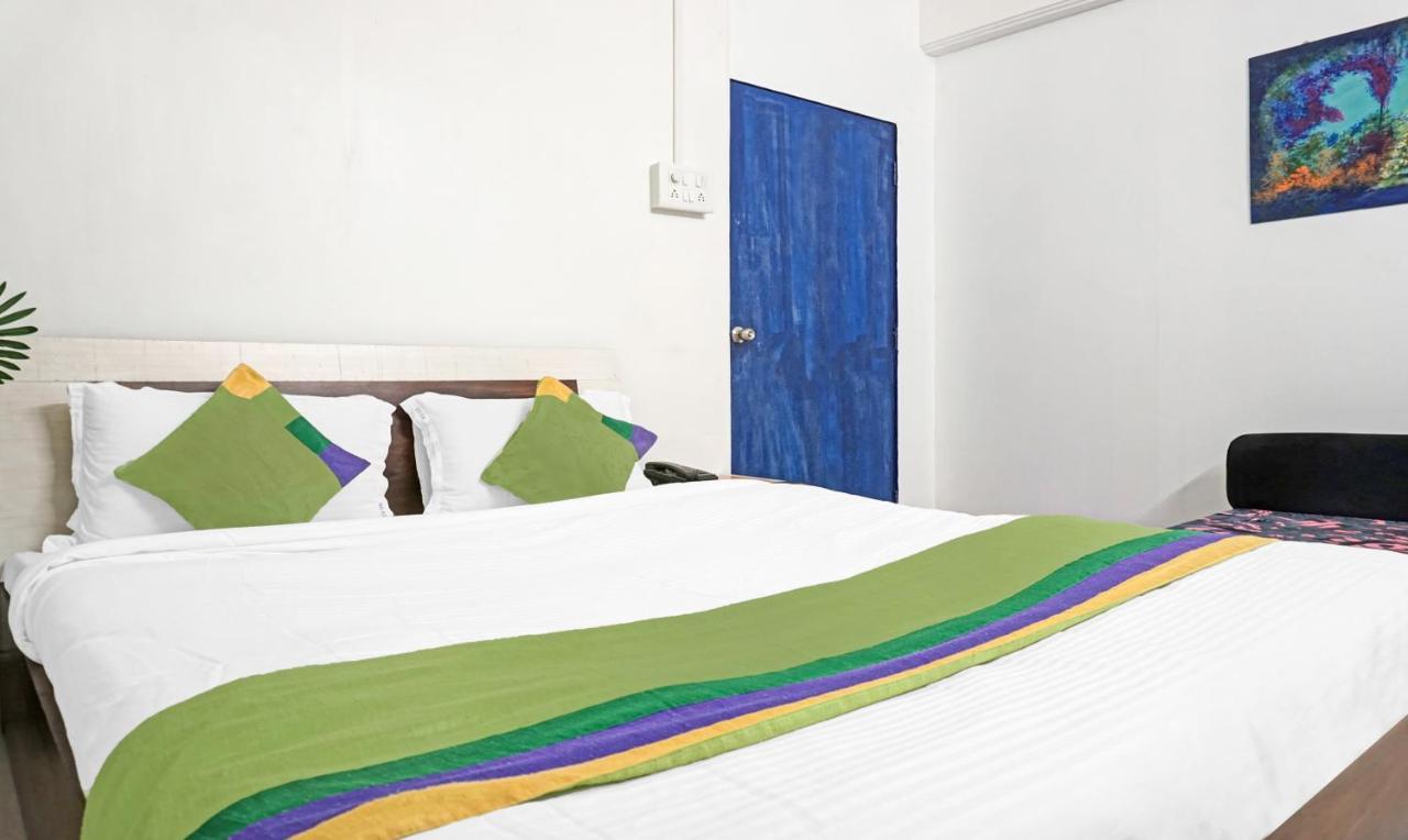 Mazzo Residency Bed & Breakfast Nagaon  Luaran gambar